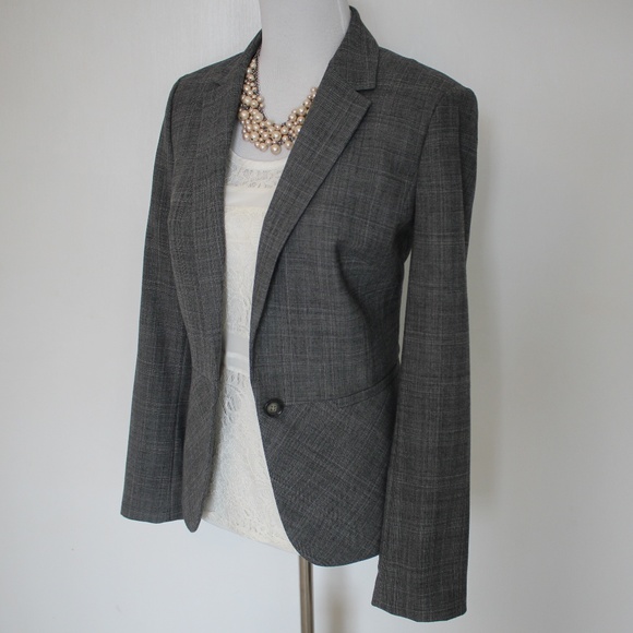 Banana Republic Jackets & Blazers - BANANA REPUBLIC Size 8 Gray Suit Blazer Jacket